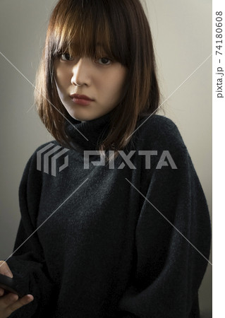 女性のポートレート 74180608