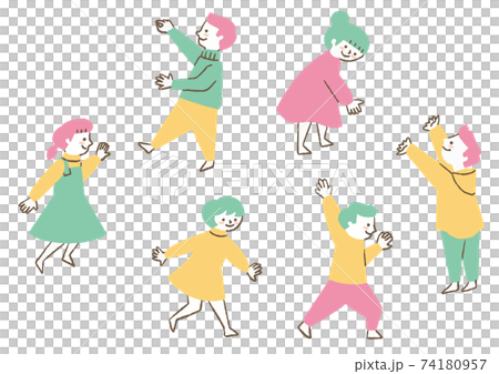 遊ぶ子どもたち 74180957