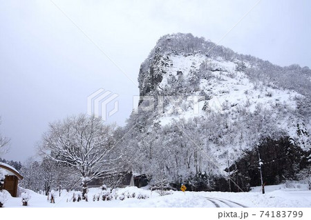 冬の八木ヶ鼻 74183799