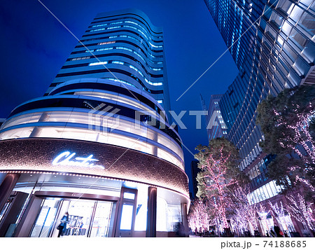 夕暮れの日比谷シャンテ 74188685