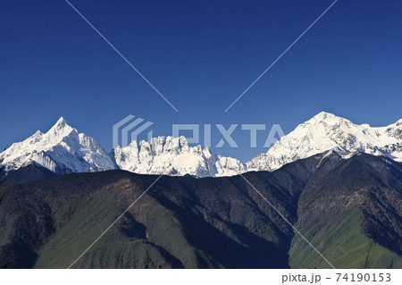 雲南省 梅里雪山 緬茨姆 (メツモ・神女峰) ・五冠神山 (ジャワリンガ), Mt. Meili 雲南省 梅里雪山 緬茨姆 (メツモ・神女峰) ・五冠神山 (ジャワリンガ), Mt. Meili 74190153
