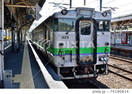 小樽駅にて 74190814