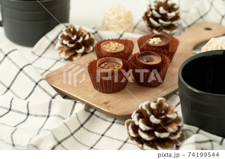 バレンタインデー バレンタインデー 74199544