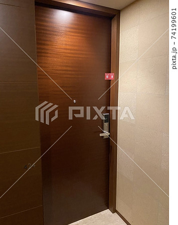 ホテルのコロナ対策 74199601