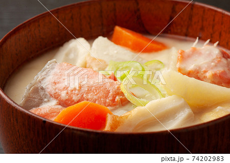 鮭の粕汁 鮭の粕汁 74202983