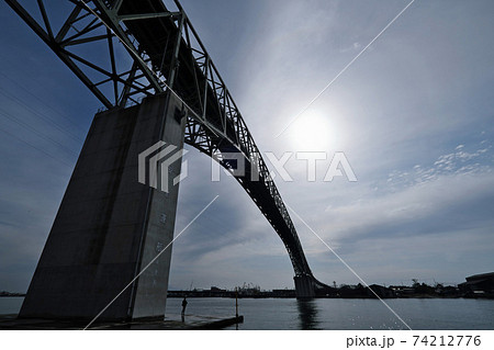 県をまたぐ境水道大橋 島根県松江市の写真素材