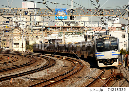 横須賀線を行くe217系回送電車11両の写真素材