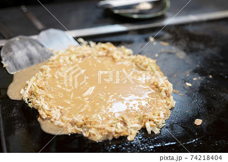 明太チーズもんじゃ焼き 明太チーズもんじゃ焼き 74218404