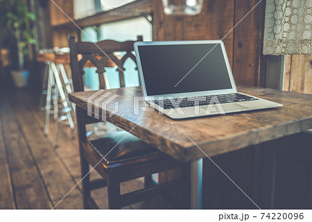 Image photo Image photo 74220096