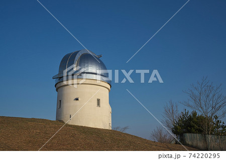 《岡山県》井原市星空公園の風景、晴れの日の朝 74220295