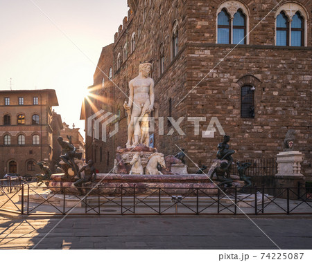 Fountain of Neptune at sunrise on empty square, Florence, Italy Fountain of Neptune at sunrise on empty square, Florence, Italy 74225087