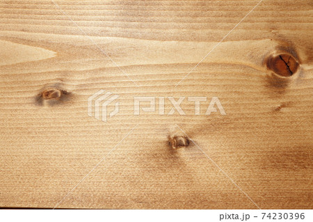 塗装後のスプルース板のテクスチャ 74230396