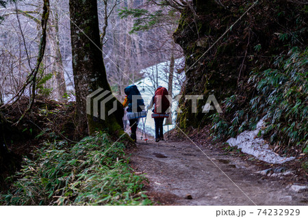上高地 長野県 松本市 穂高岳 景勝地 山 川 高原 梓川 日本アルプス 山岳 中部山岳国立公園 春 上高地 長野県 松本市 穂高岳 景勝地 山 川 高原 梓川 日本アルプス 山岳 中部山岳国立公園 春 74232929