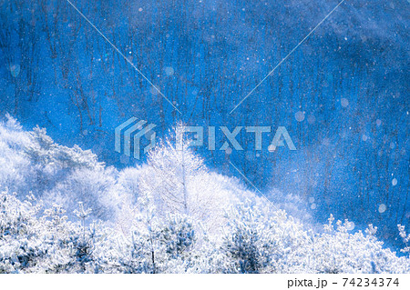 《長野県》ダイヤモンドダスト舞う・霧氷の森 《長野県》ダイヤモンドダスト舞う・霧氷の森 74234374