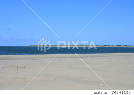 beach beach 74241139