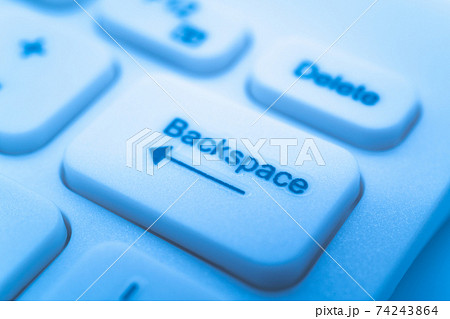 バックスペースキー 74243864