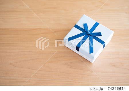 プレゼント 　バレンタインチョコ　ホワイトデー　クリスマス 74246654