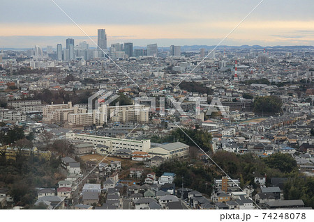 新横浜駅周辺 俯瞰 ロング 新横浜駅周辺 俯瞰 ロング 74248078