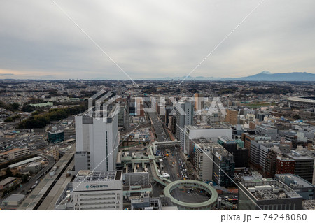 新横浜駅周辺 俯瞰 ロング の写真素材