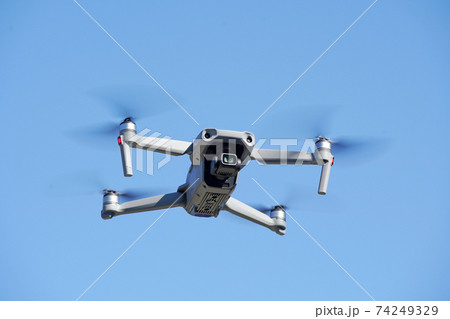 ドローン 74249329