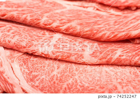 黒毛和牛肩ロース　スライス　生肉　しゃぶしゃぶ用すき焼き用　 74252247