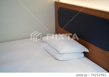 一人寝の寝室 74252462