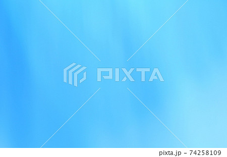 青色系抽象的背景　緩やかな流れ 74258109