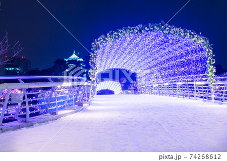 雪景色の小倉イルミネーション 雪景色の小倉イルミネーション 74268612