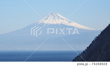 静岡県伊豆半島絡みた駿河湾の早春 静岡県伊豆半島絡みた駿河湾の早春 74268928