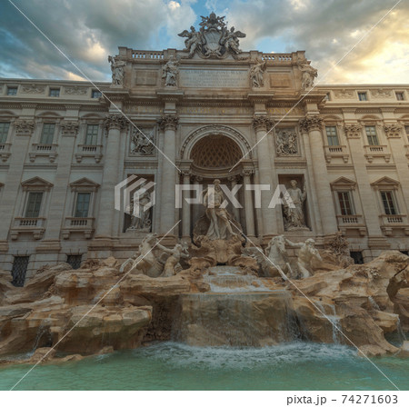 Trevi Fountain Trevi Fountain 74271603