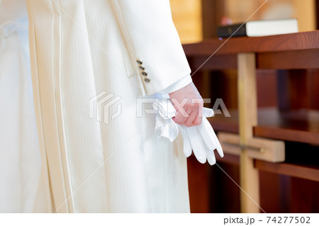 チャペル　新郎　 誓い 74277502