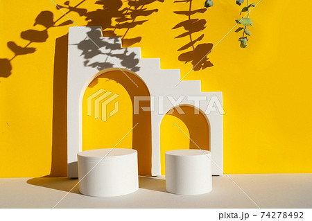 Minimal product display Minimal product display 74278492