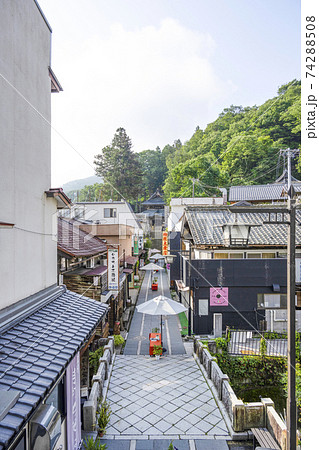 夏の別所温泉 北向観音参道(上田市) 夏の別所温泉 北向観音参道(上田市) 74288508