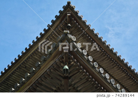 《岡山県》大瀧山福生寺三重塔の風景、6月の晴れの日 《岡山県》大瀧山福生寺三重塔の風景、6月の晴れの日 74289144