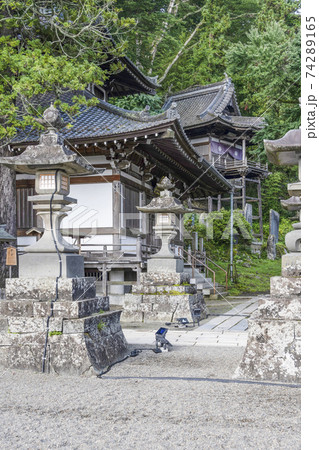 北向観音　境内（上田市） 74289165