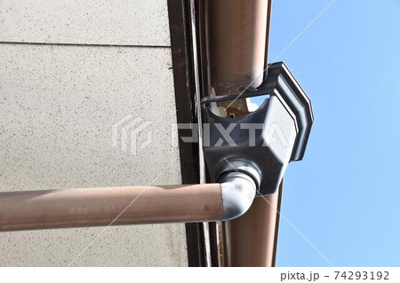 台風でずれた雨どい 台風でずれた雨どい 74293192