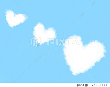 青空に絵本の様な可愛いハートの雲のイラスト素材