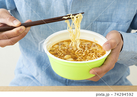カップラーメン カップラーメン 74294592