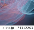 青と赤の光の残像 74312203