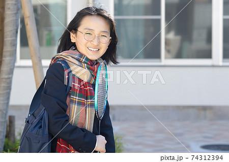 中学生  撮影協力：中央工学校附属日本語学校 74312394