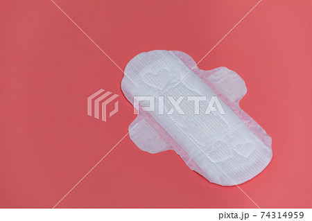 生理　ナプキン　イメージ 74314959