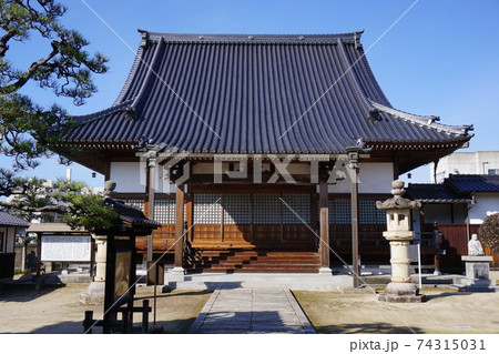 岡山県津山市戸川町にある浄土真宗本願寺派の寺院「妙願寺」 岡山県津山市戸川町にある浄土真宗本願寺派の寺院「妙願寺」 74315031