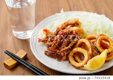 スルメイカの唐揚げ スルメイカの唐揚げ 74315418