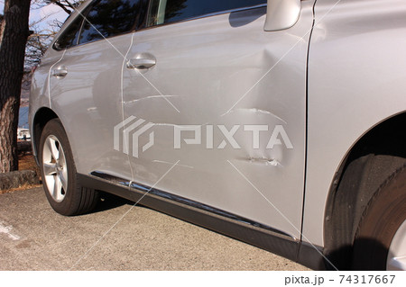 車自損事故 車自損事故 74317667