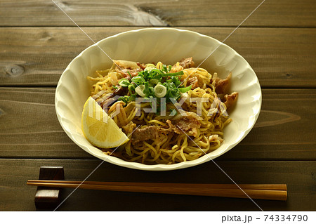 塩焼きそば 74334790