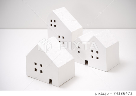 家　住宅　住まい　街　エコハウス 74336472