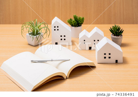 家　住宅　住まい　本 74336491