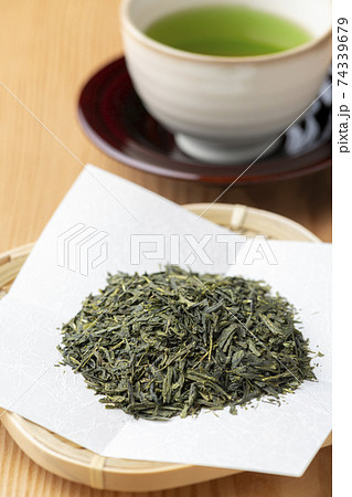 温かい緑茶 温かい緑茶 74339679