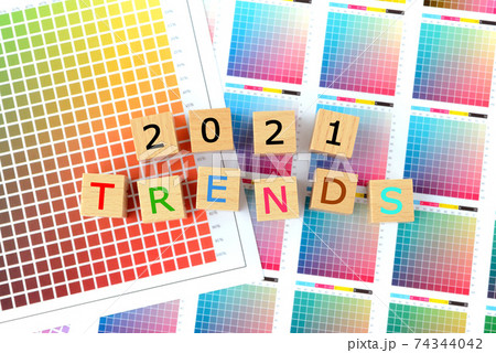 2021年の流行色のイメージ 2021年の流行色のイメージ 74344042