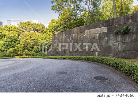 皇居東御苑 旧江戸城 中雀門跡 中之門跡 二の丸 三の丸 皇居附属庭園 石垣 皇居東御苑 旧江戸城 中雀門跡 中之門跡 二の丸 三の丸 皇居附属庭園 石垣 74344066